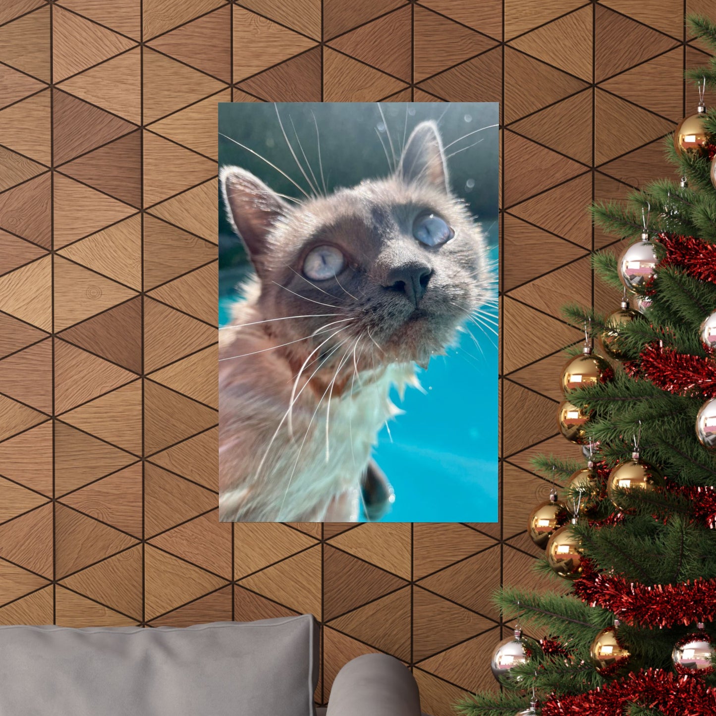 Splashy Hester Close-Up Matte Vertical Print