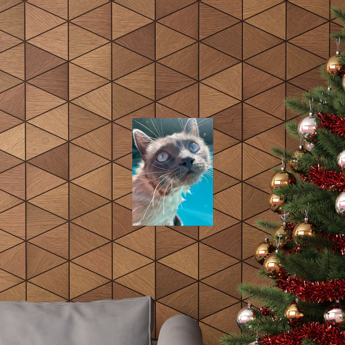 Splashy Hester Close-Up Matte Vertical Print