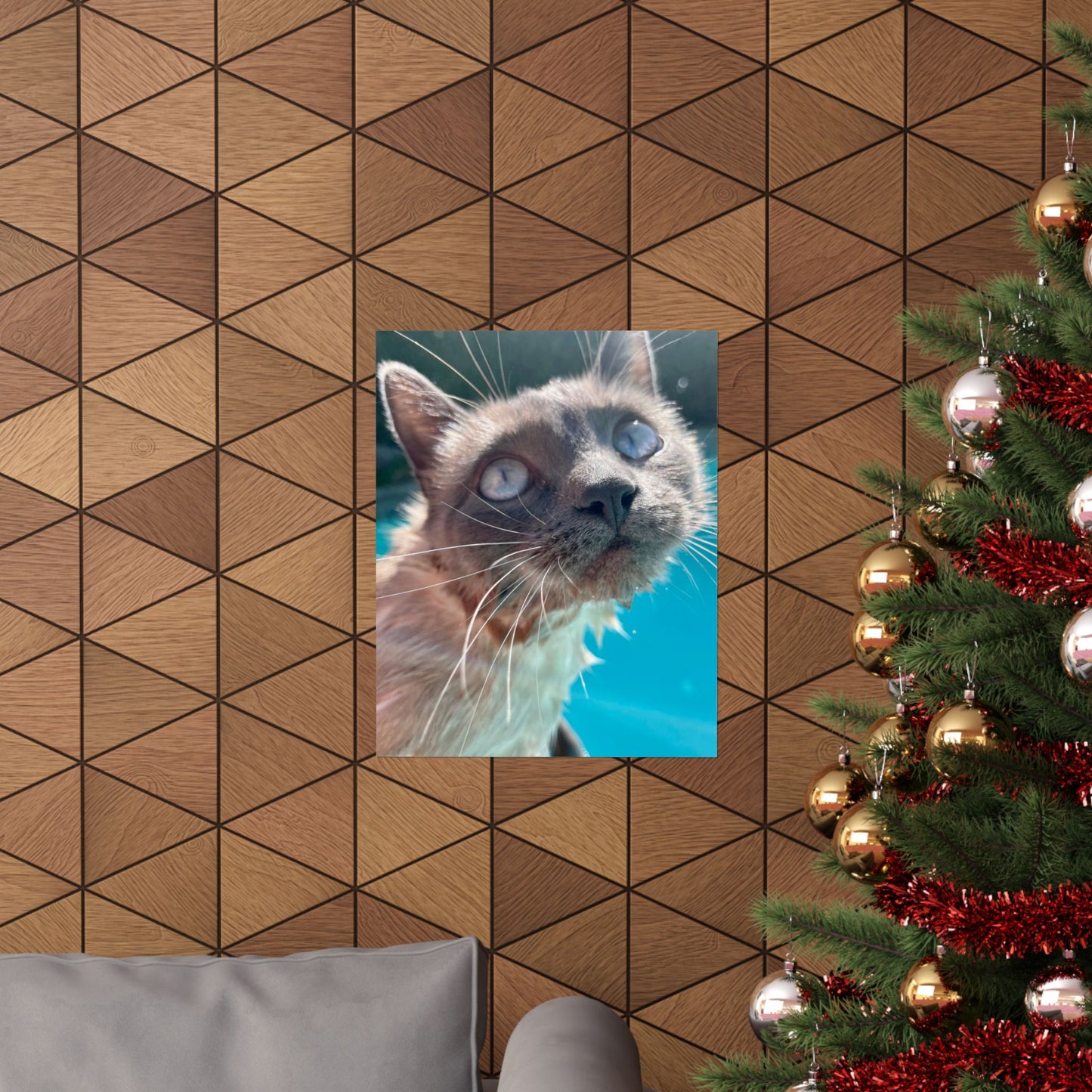 Splashy Hester Close-Up Matte Vertical Print